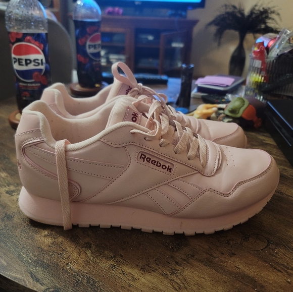 Reebok Sneakers - Picture 1 of 6